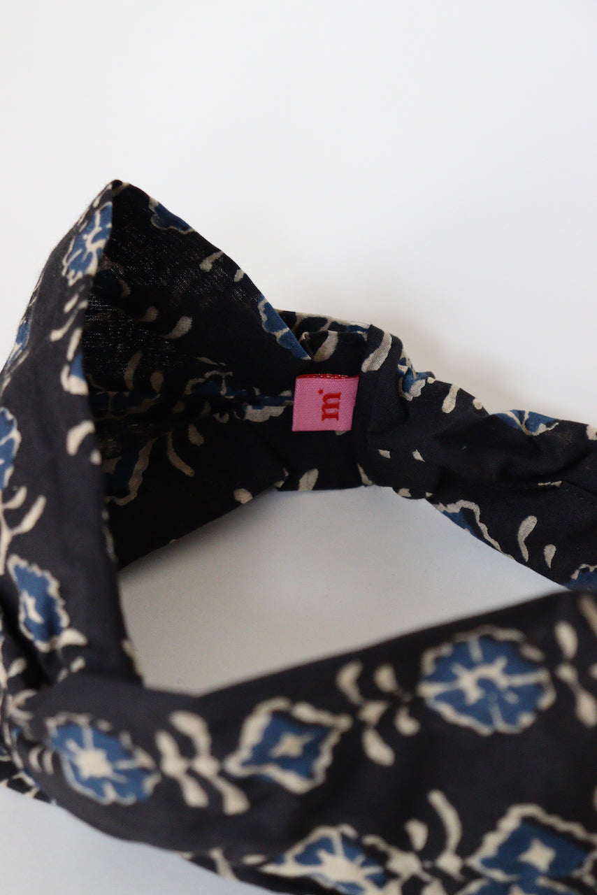 Isa fleurs Noir