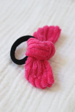 Charger l&#39;image dans la galerie, Heidi Velours Fuchsia