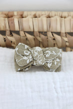 Charger l&#39;image dans la galerie, Anna gaze fleurs Olive