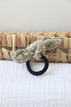 Charger l&#39;image dans la galerie, Heidi gaze fleurs Olive