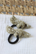 Charger l&#39;image dans la galerie, Heidi gaze fleurs Olive