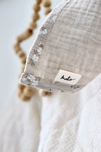 Charger l&#39;image dans la galerie, Liv gaze fleurs Beige