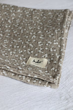 Charger l&#39;image dans la galerie, Iris gaze fleurs Beige