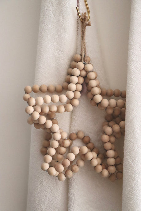 Etoile perles bois